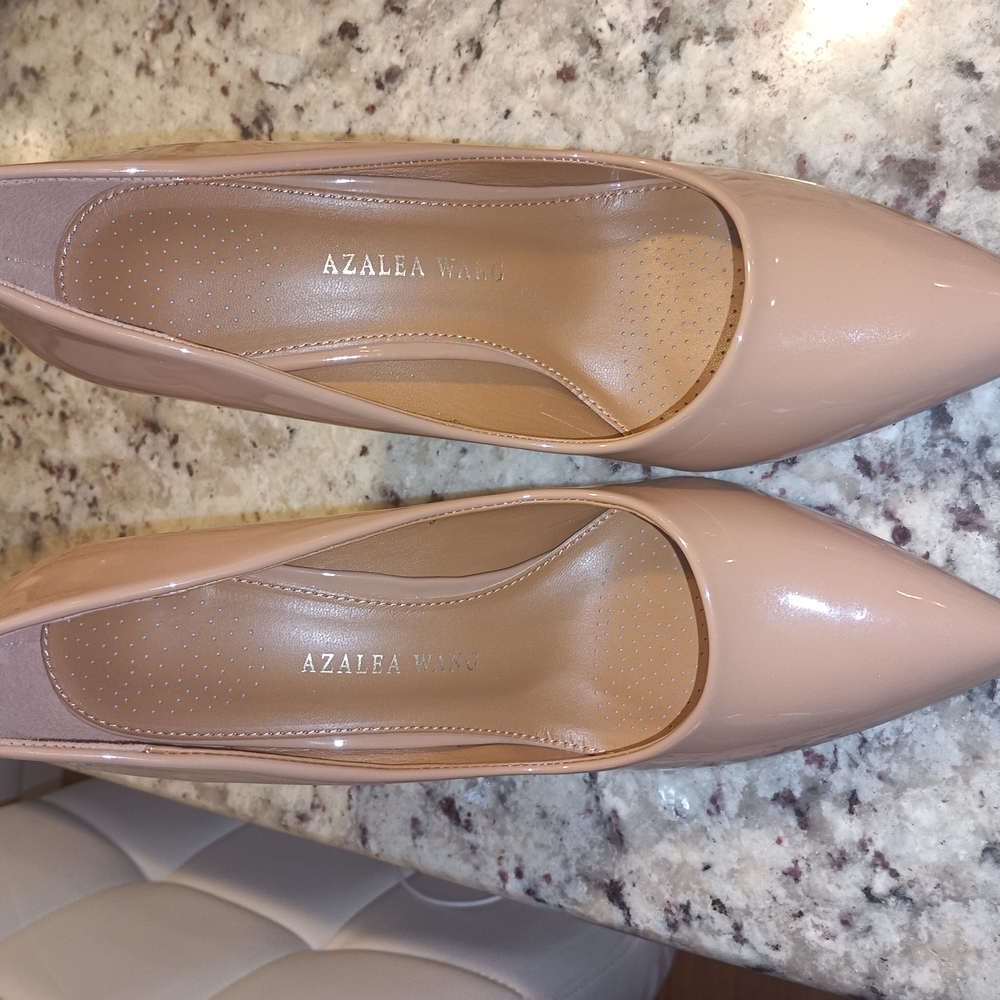 Women's Nude Pumps